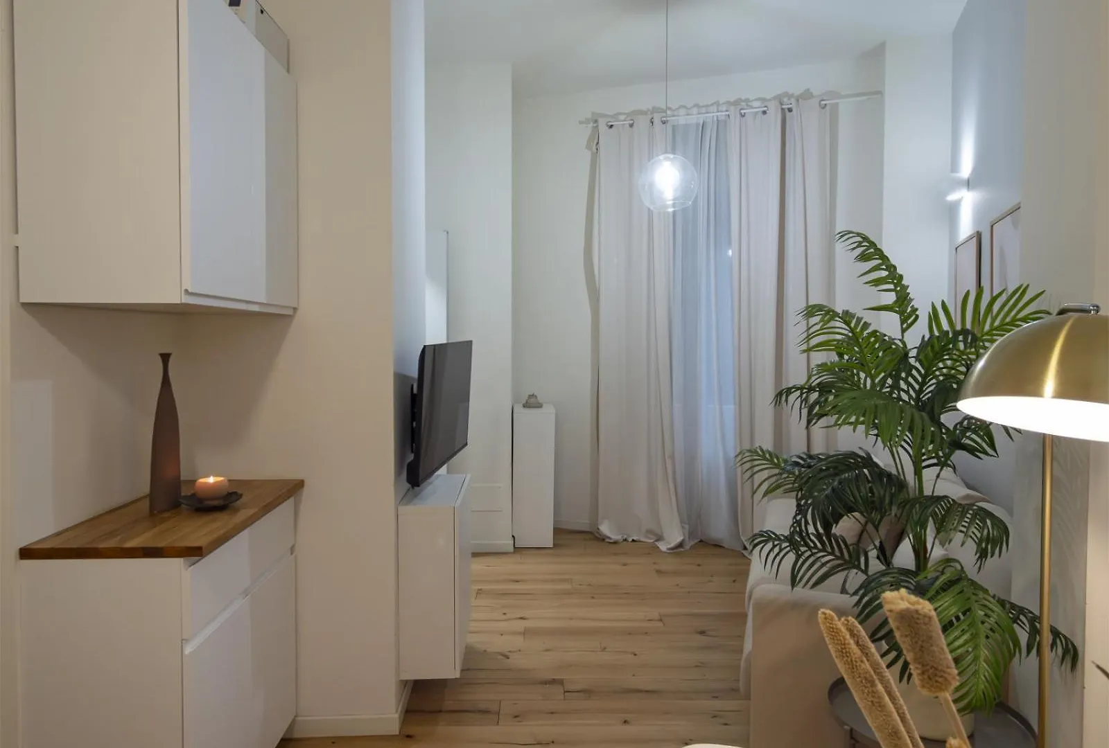Central & Modern Porta Vittoria-Duomo Apartments By Rentopolis Милан Италия