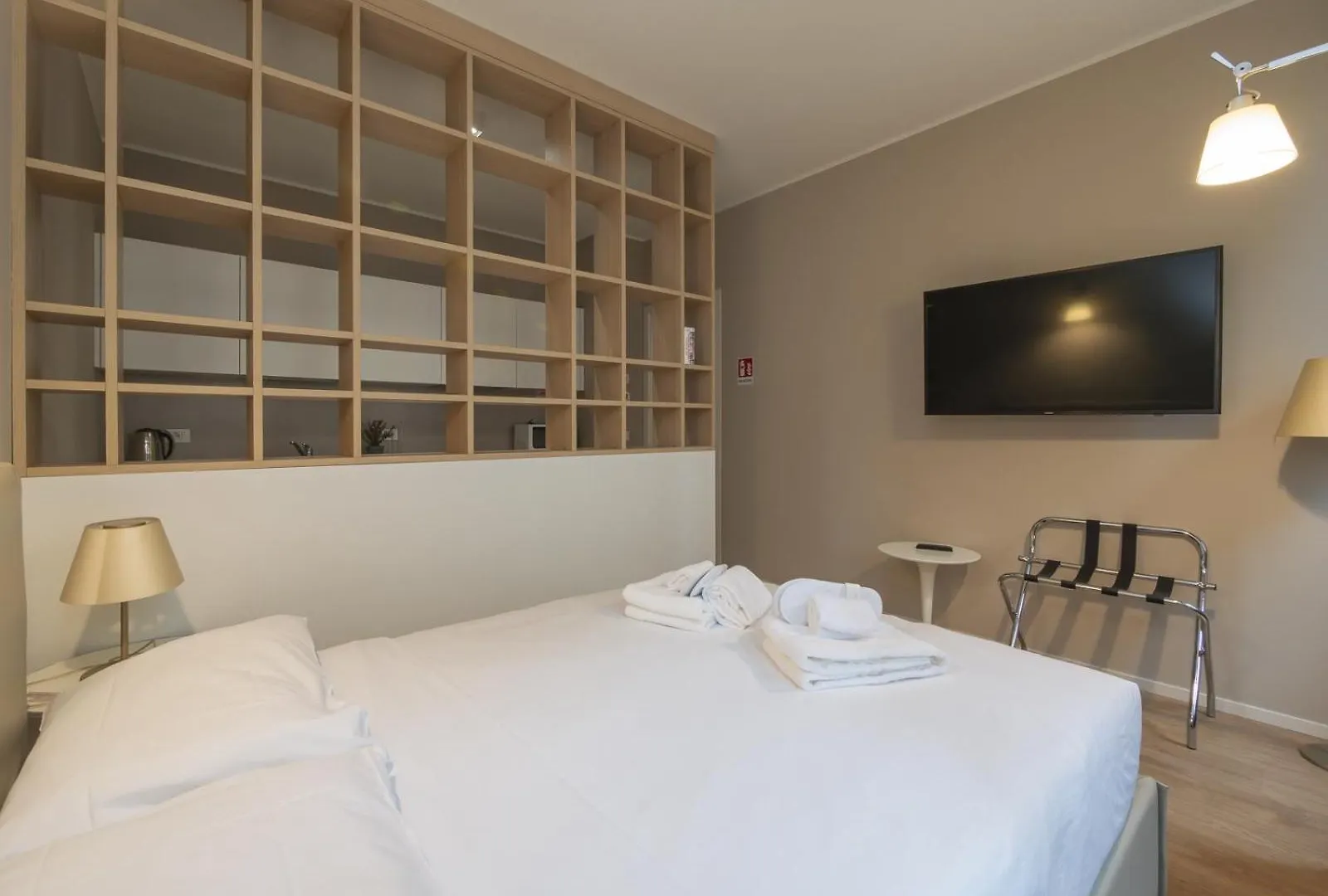 Central & Modern Porta Vittoria-Duomo Apartments By Rentopolis Milan
