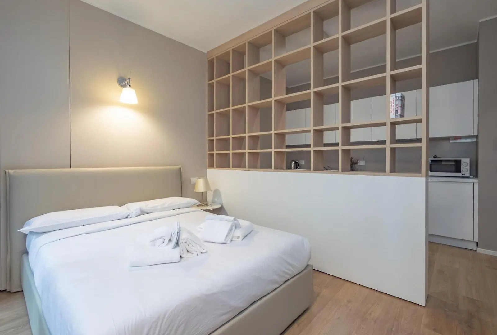 Central & Modern Porta Vittoria-Duomo Apartments By Rentopolis Milan