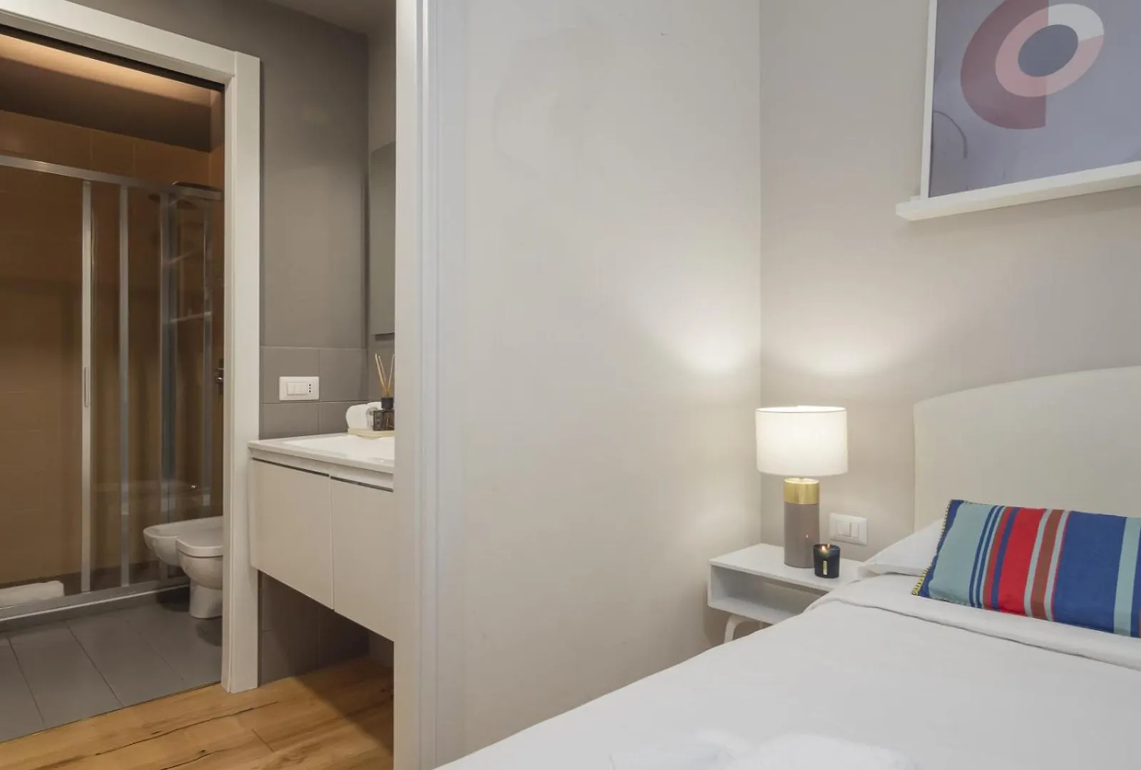 Central & Modern Porta Vittoria-Duomo Apartments By Rentopolis Milan Italy