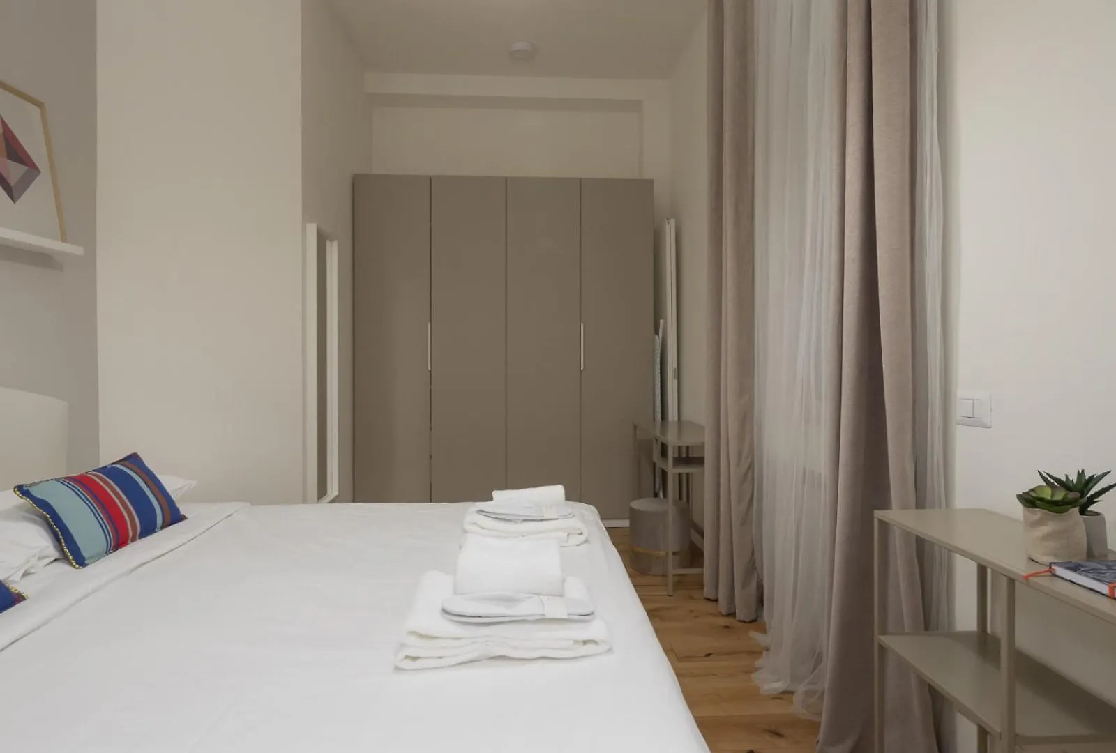 Central & Modern Porta Vittoria-Duomo Apartments By Rentopolis Milan