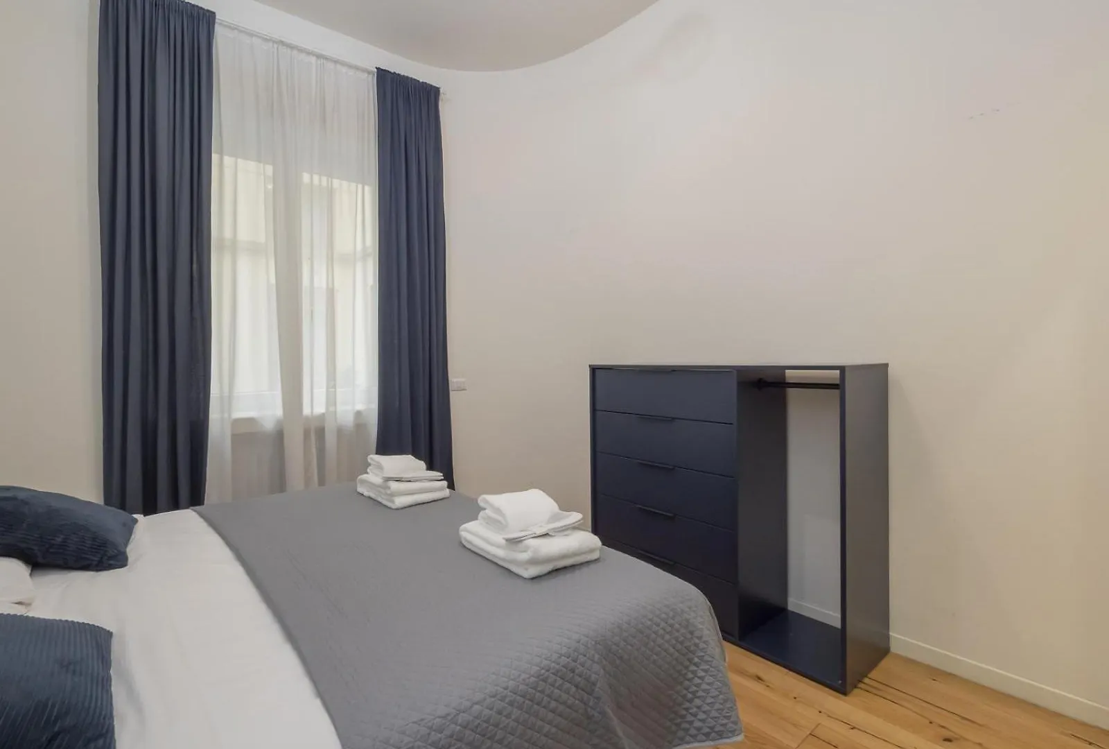 Central & Modern Porta Vittoria-Duomo Apartments By Rentopolis Milan