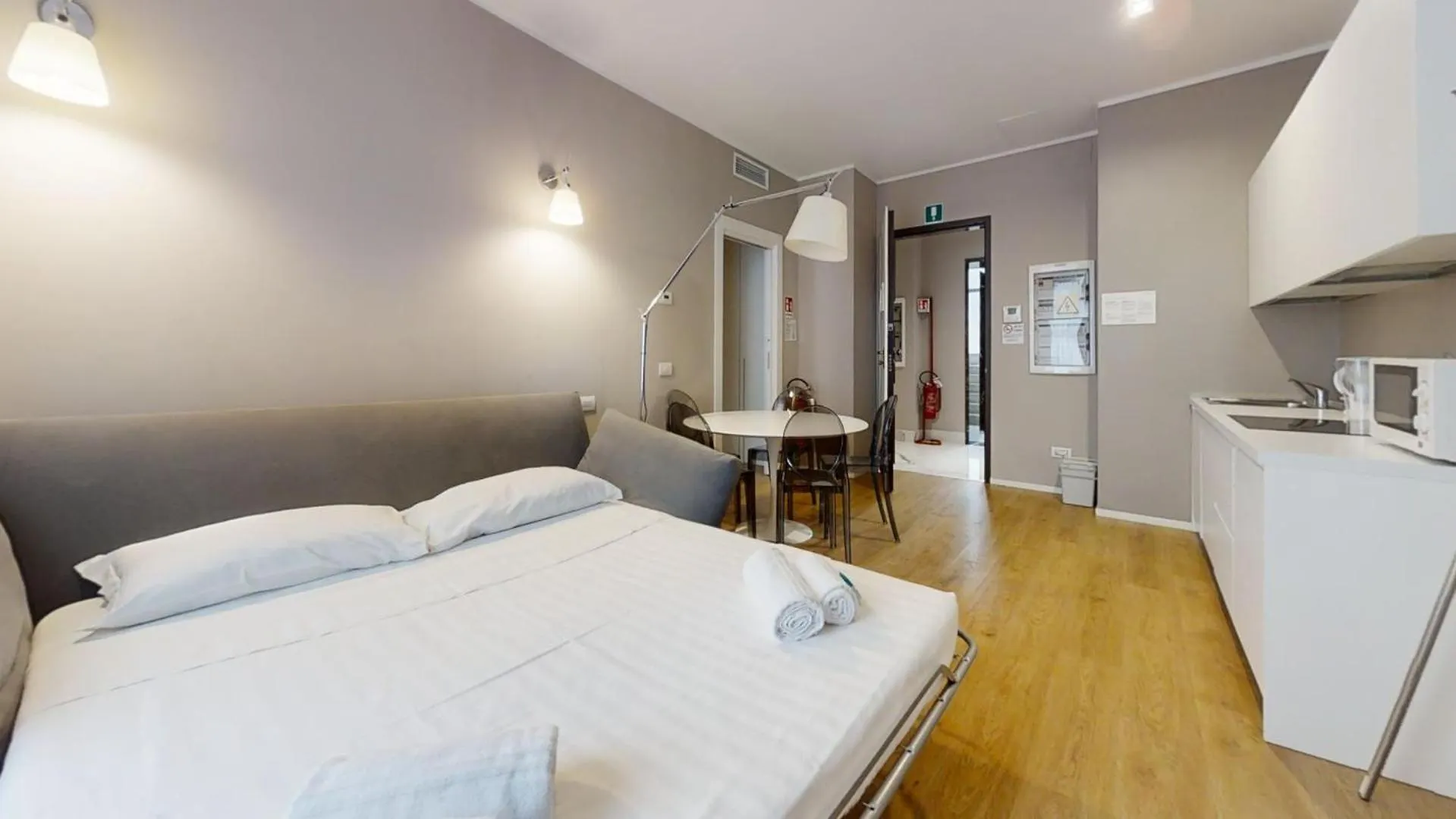 Central & Modern Porta Vittoria-Duomo Apartments By Rentopolis Milan